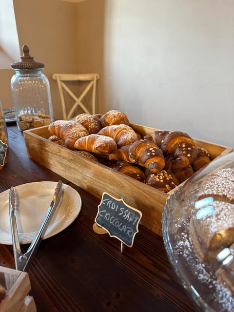 Food and drinks, Food, Buffet breakfast