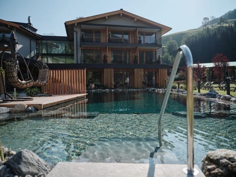 Spa and wellness centre/facilities, Swimming pool