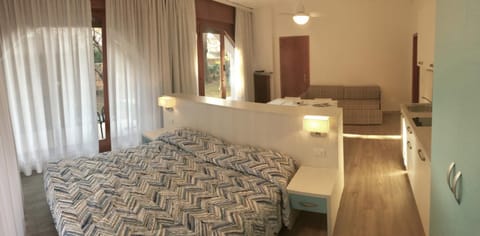 View (from property/room), Photo of the whole room