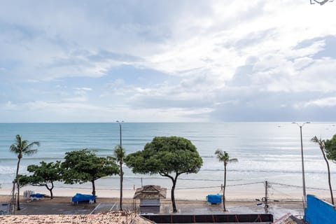 View (from property/room), Photo of the whole room, City view, Landmark view, Sea view