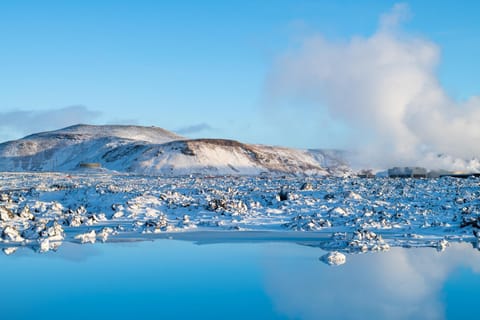 Nearby landmark, Day, Natural landscape, Winter, View (from property/room), Hiking, On site, Garden view, Lake view, Landmark view, Mountain view, Street view