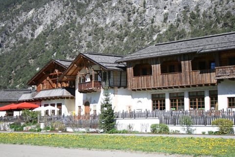 Alpenrast Tyrol Hôtel in Tyrol