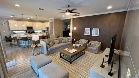 New Lovely Home at Sonoma Resort at Tapestry Haus in Kissimmee