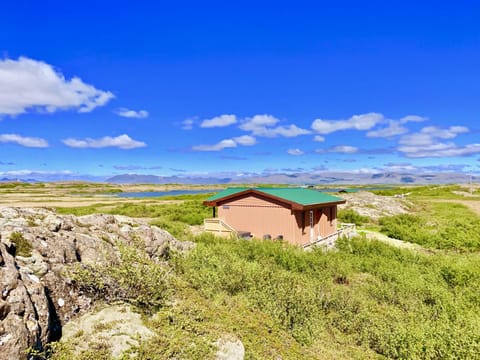 Facade/entrance, Natural landscape, Summer, On-site shops, Hiking, Mountain view