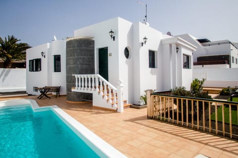 Sunny Golf Villas Chalet in Puerto del Carmen