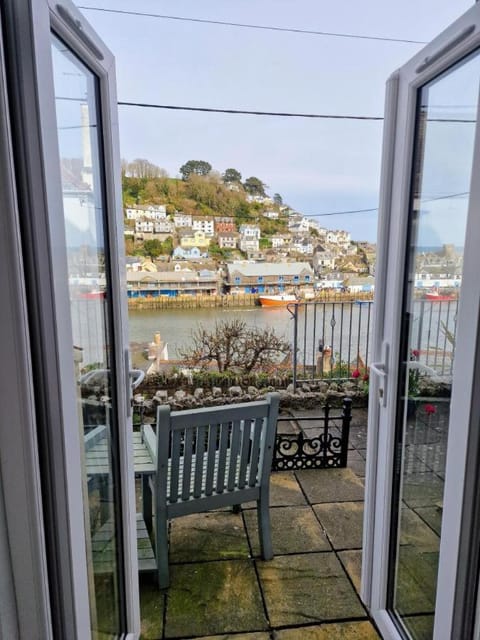 Polmear Harbour View With Terrace Appartamento in Looe