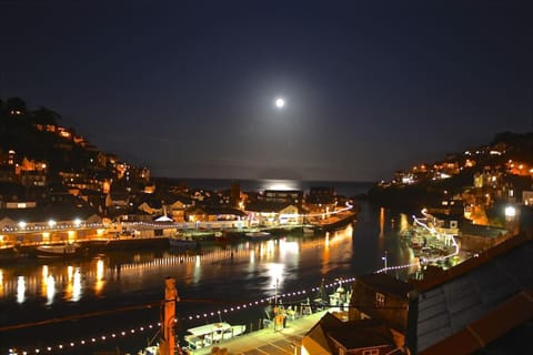 Night, Sea view