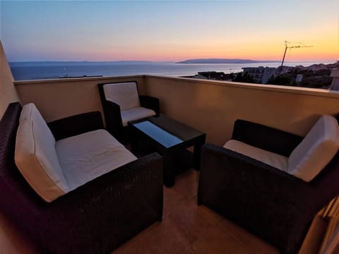 Balcony/Terrace, Balcony/Terrace, Mountain view, Sea view, Sunset