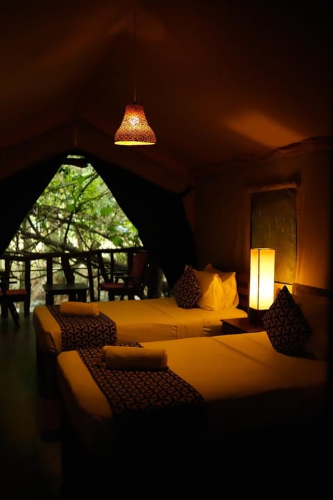Athgira River Camping - Udawalawe Hotel in Southern Province