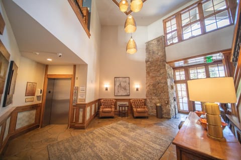 Lone Eagle 3034 by SummitCove Lodging House in Keystone