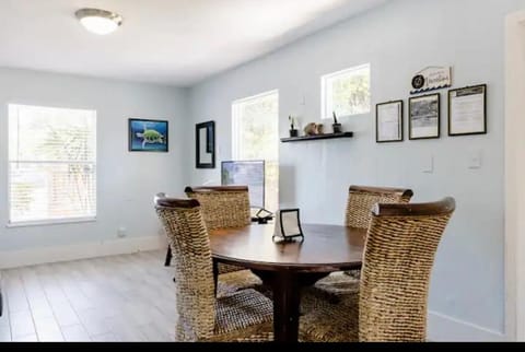 One bedroom apt with private patio near Fort Lauderdale beach Copropriété in Wilton Manors