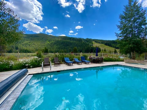 Enclave 5 by SummitCove Lodging House in Keystone