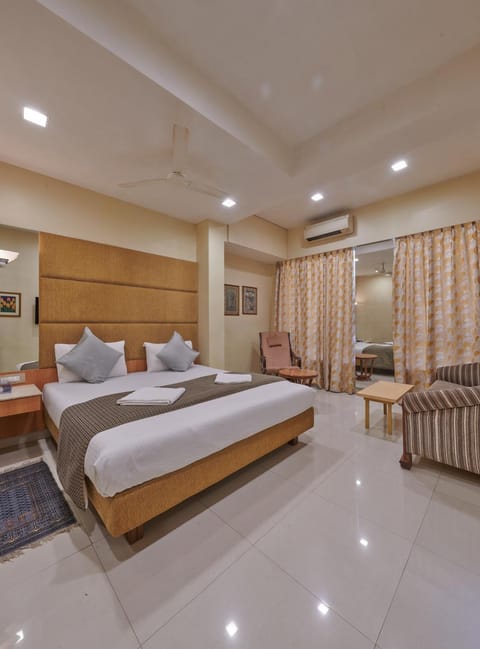 Bentley Hotel, Marine Drive Hotel in Mumbai