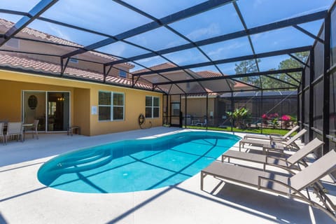 324 Watersong Reort by Orlando Holiday Rental Homes House in Loughman