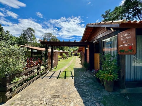 Pousada Chalés Jardim das Bromélias - Visconde de Mauá Inn in Visconde de Mauá