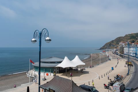 Starling View BOUTIQUE Stunning Seafront view Apartment Eigentumswohnung in Aberystwyth