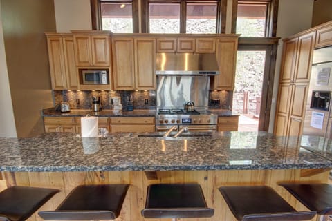 North Fork Lodge 577 by SummitCove Lodging House in Keystone