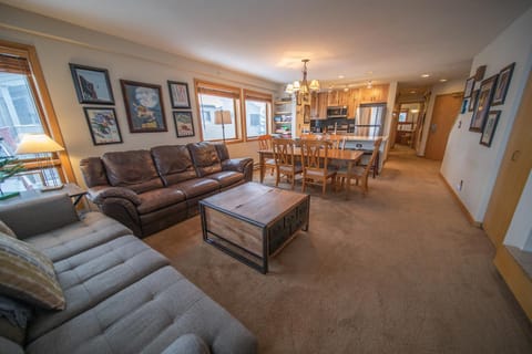 Liftside 309 by SummitCove Lodging House in Keystone