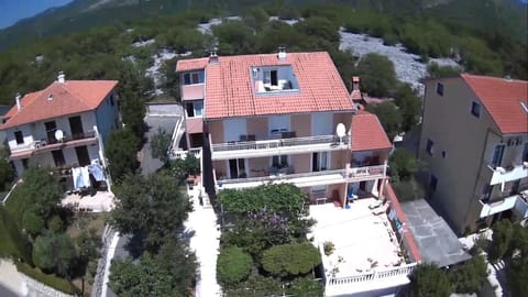 Property building, Bird's eye view