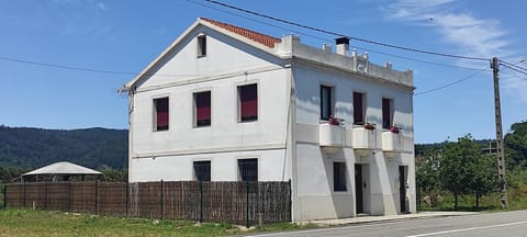 CRAFT HOME Ponteceso Camiño dos Faros Apartment in Bergantiños