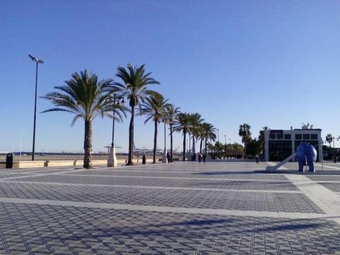 Holiday Apartments Malvarrosa Beach Condo in Valencia