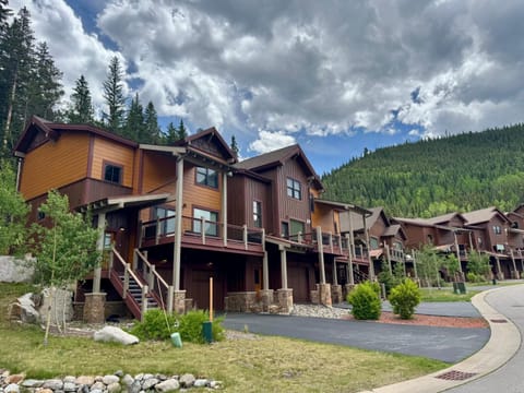 Alders 854 By SummitCove Lodging House in Keystone