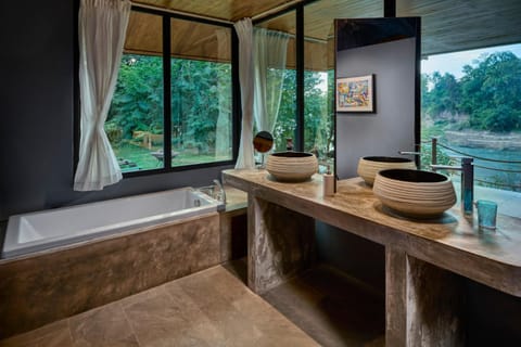 Natural landscape, Bathroom, River view, Bath