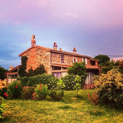 Argilaia - Country House in Saturnia with Pool House in Lazio