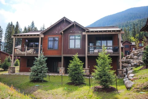 Alders 24 Outpost Dr by SummitCove Lodging House in Keystone