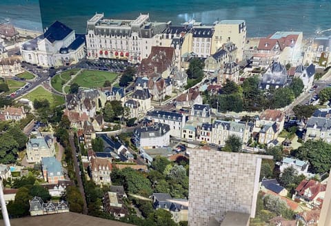 Nearby landmark, Neighbourhood, Bird's eye view