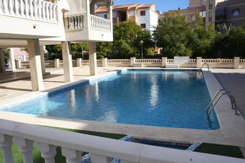 Fantástico apartamento con piscina Apartment in Santa Pola