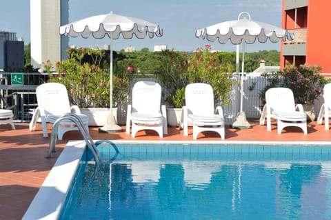 Pool view, Swimming pool