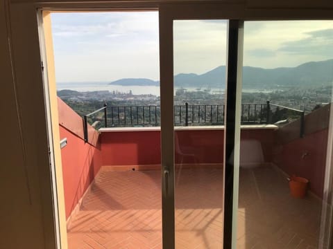 La casa con vista di Emma Apartment in La Spezia