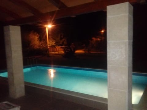 Pool house - Medulin riviera Apartment in Medulin