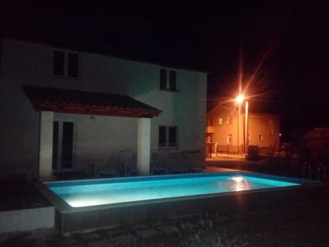 Pool house - Medulin riviera Apartamento in Medulin