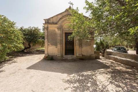 Villa Zottopera - Dimora di Campagna Farm Stay in Sicily