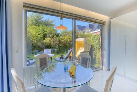 Windeby 4T Apartment in Wenningstedt-Braderup