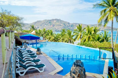 Natural landscape, Pool view, Sea view, Swimming pool