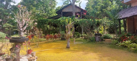 Bohol-Lahoy Dive Resort Resort in Central Visayas