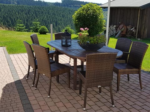 Patio, Garden, Balcony/Terrace, Seating area, Dining area