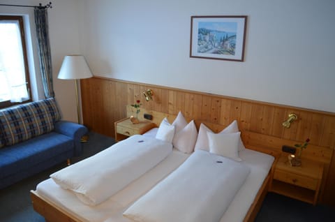 Landhaus Spielmannsau Bed and Breakfast in Oberstdorf