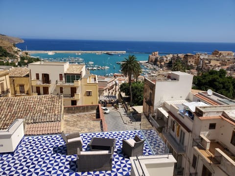 Balcony/Terrace, City view, Sea view