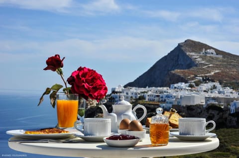 Kifines Suites Hotel in Folegandros Municipality