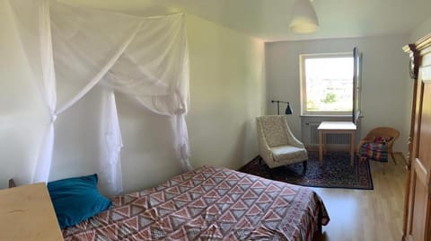 Zimmer mit Bergblick Urlaubsunterkunft in Starnberg