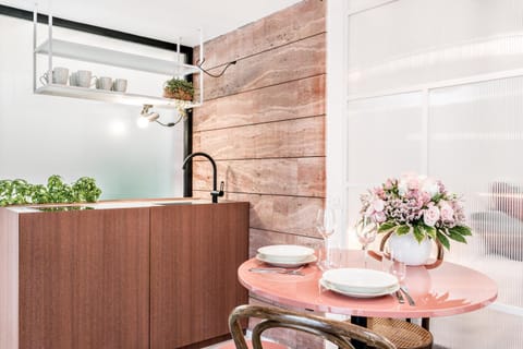 Kitchen or kitchenette, Decorative detail, Dining area