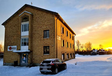 Property building, Winter