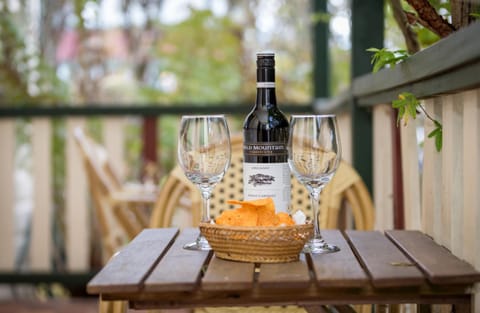 Belgravia Mountain Guest House Bed and Breakfast in Katoomba