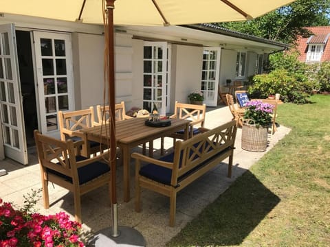 Garden, Balcony/Terrace, Seating area, Garden view