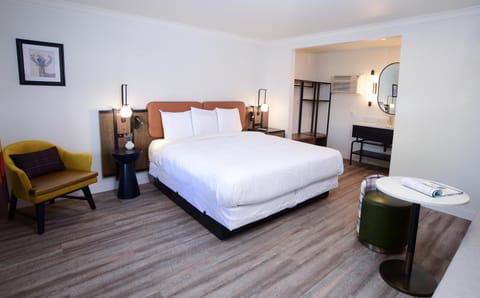The Woodrose- NEWLY RENOVATED Hôtel in Willits