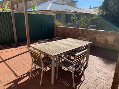 Cozy 3BR Townhouse in Liverpool CBD with parking House in Sydney